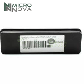 Pantalla de seis teclas negra para control de estufa o chimenea sobre mesa de madera