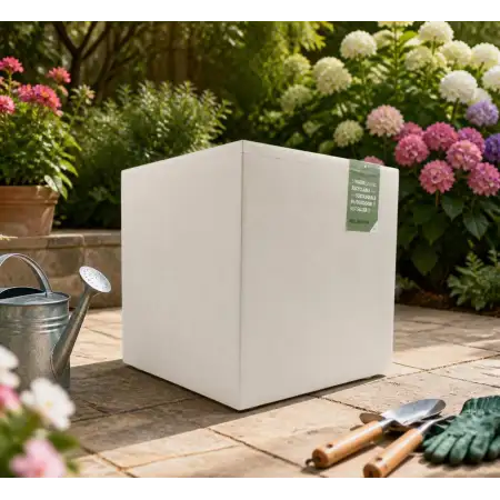 Millennium R Cube - 39 cm cube vase pearl - Deroma