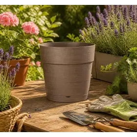 Maceta Save Pot - Maceta redonda de 24,5 cm con forma de camello - Deroma