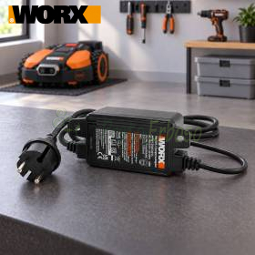 Alimentation WORX WA3750.1 20 V avec câble et prise sur établi d’atelier