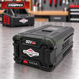 Bateri litiumi Briggs & Stratton 82V 4Ah në tavolinë pune me karikues në sfond