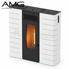 Stufa a pellet bianca Slim ZS da 6,5 kW con fiamma a vista in soggiorno moderno