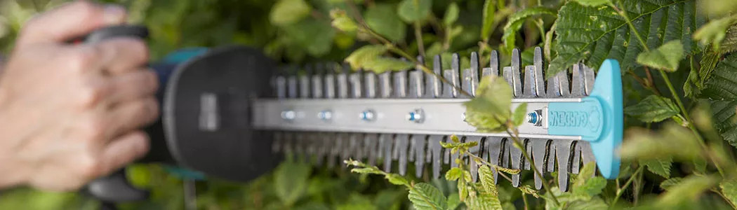 Electric hedge trimmers